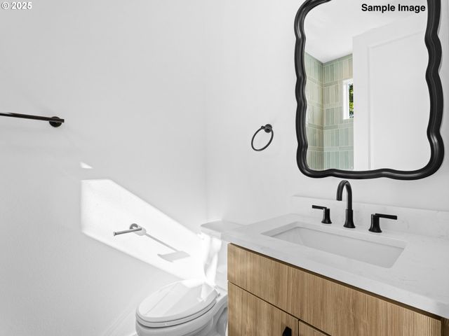 1054 Se Franklin St, Portland, OR 97202