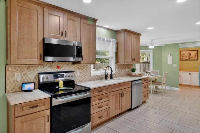 112 Ayers Circle, Summerville, SC 29485
