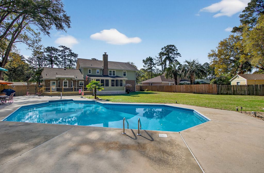 112 Ayers Circle, Summerville, SC 29485