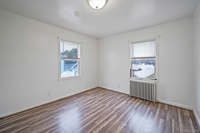 67 Orchard Street, Lindenhurst, NY 11757