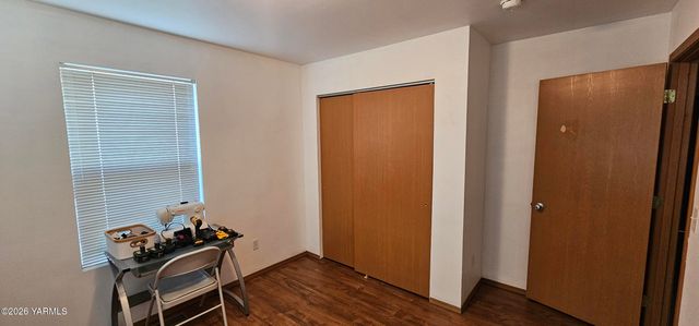 110 S 8th St, Yakima, WA 98901