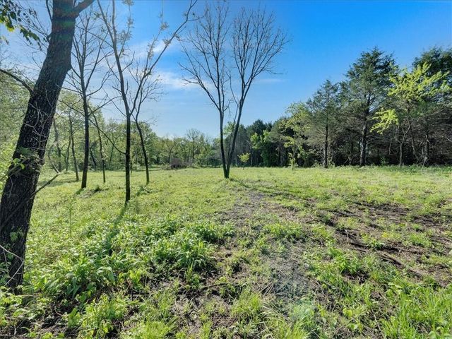 12975 S Frontier Road, Olathe, KS 66061