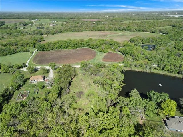 12975 S Frontier Road, Olathe, KS 66061