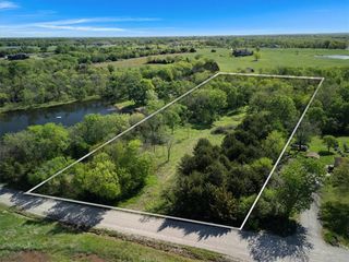 12975 S Frontier Road, Olathe, KS 66061