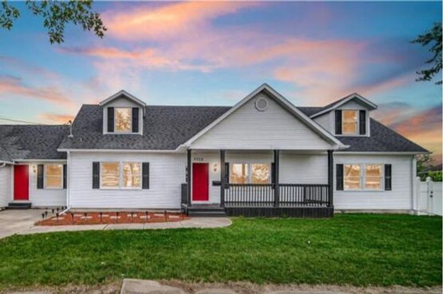 3028 W 15th Avenue, Gary, IN 46404