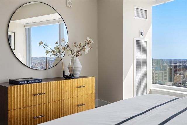 110 Stuart St 18H, Boston, MA 02116