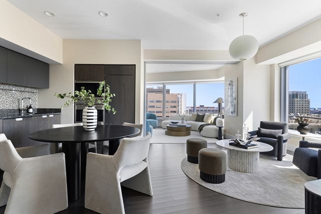 110 Stuart St 18H, Boston, MA 02116