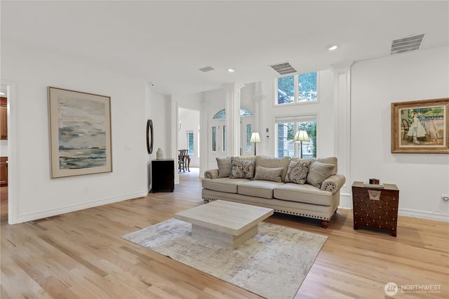 28726 SE 43rd Place, Fall City, WA 98024