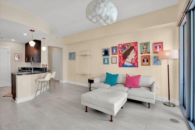 222 12th Street NE 801, Atlanta, GA 30309