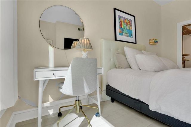 222 12th Street NE 801, Atlanta, GA 30309