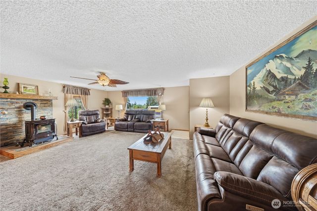 62 Roupe Road, Sequim, WA 98382