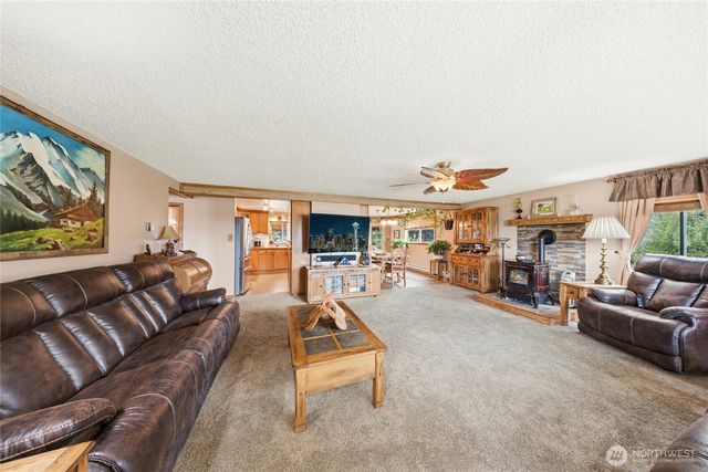 62 Roupe Road, Sequim, WA 98382