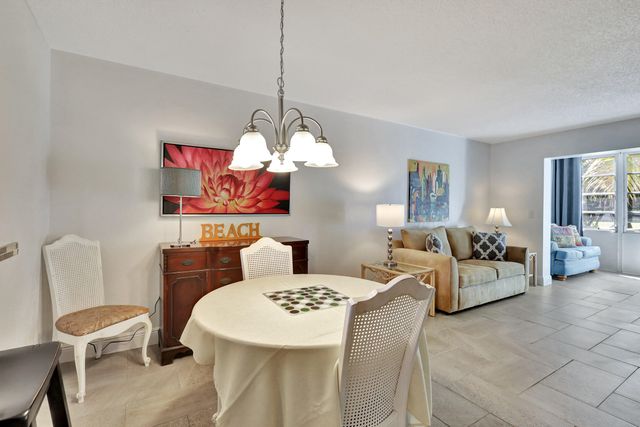 330 NE 26th Avenue 1080, Boynton Beach, FL 33435