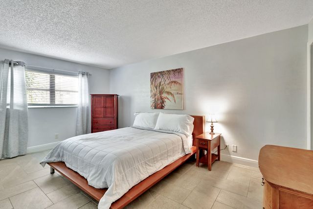 330 NE 26th Avenue 1080, Boynton Beach, FL 33435