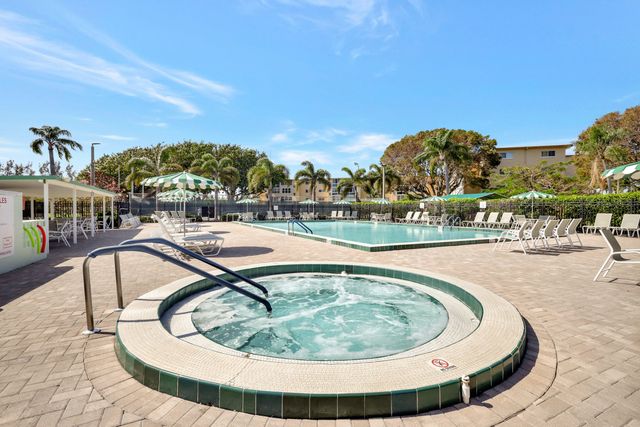 330 NE 26th Avenue 1080, Boynton Beach, FL 33435