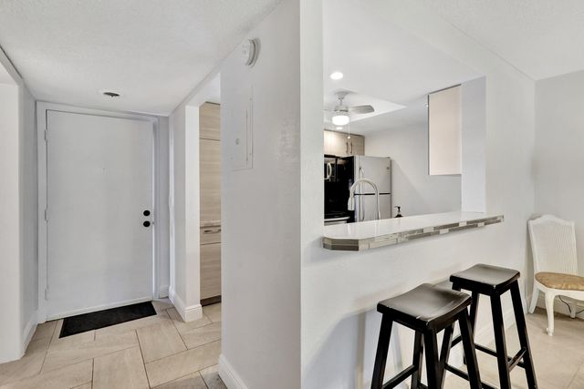 330 NE 26th Avenue 1080, Boynton Beach, FL 33435