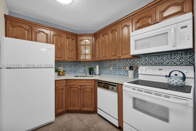 1920 NE 1st Ter 109H, Wilton Manors, FL 33305