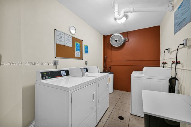 1920 NE 1st Ter 109H, Wilton Manors, FL 33305