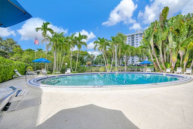 1920 NE 1st Ter 109H, Wilton Manors, FL 33305