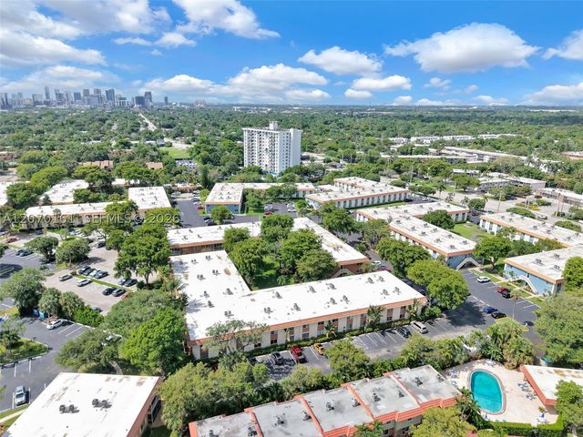 1920 NE 1st Ter 109H, Wilton Manors, FL 33305