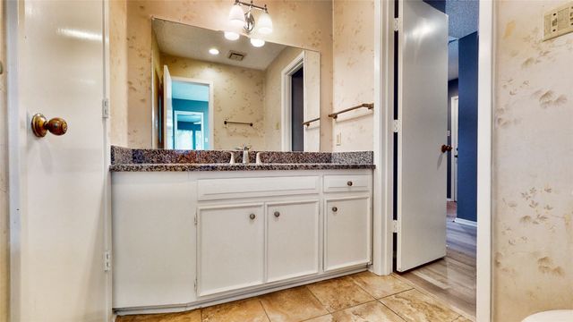 308 Towne House Lane, Richardson, TX 75081