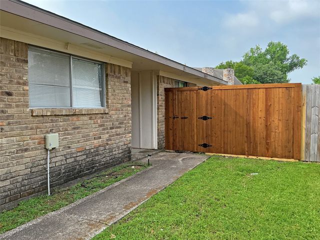 308 Towne House Lane, Richardson, TX 75081
