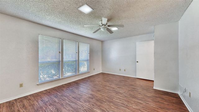 308 Towne House Lane, Richardson, TX 75081