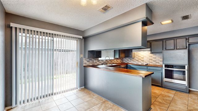 308 Towne House Lane, Richardson, TX 75081