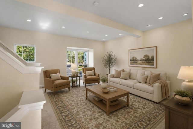14290 GLADE SPRING DR, Centreville, VA 20121