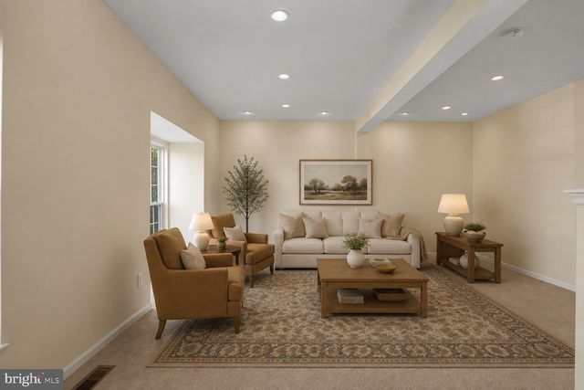 14290 GLADE SPRING DR, Centreville, VA 20121