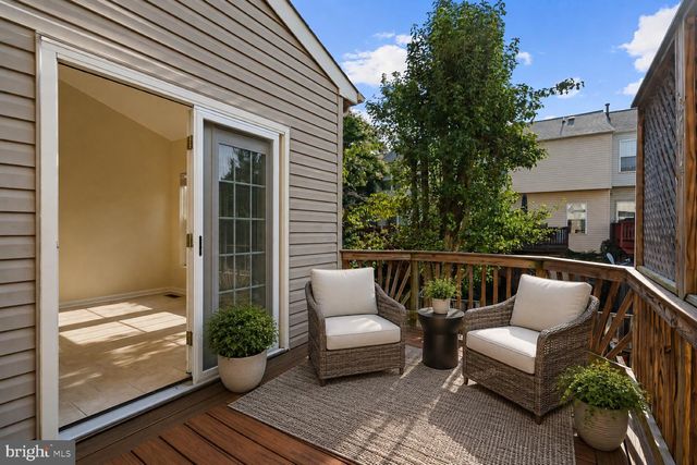 14290 GLADE SPRING DR, Centreville, VA 20121