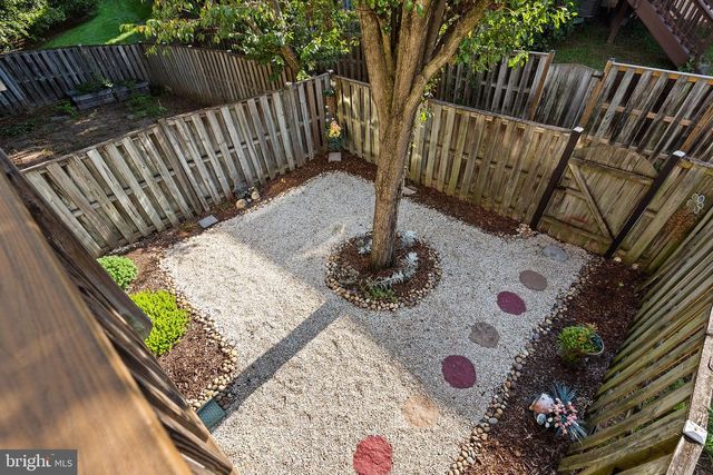 14290 GLADE SPRING DR, Centreville, VA 20121
