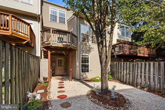 14290 GLADE SPRING DR, Centreville, VA 20121