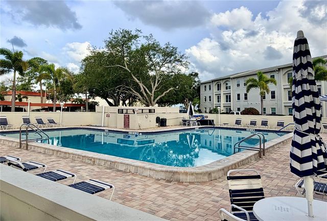 2700 BAYSHORE BOULEVARD 2108, Dunedin, FL 34698