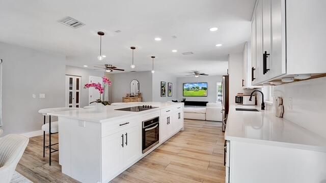 722 SW 28th Avenue, Boynton Beach, FL 33435