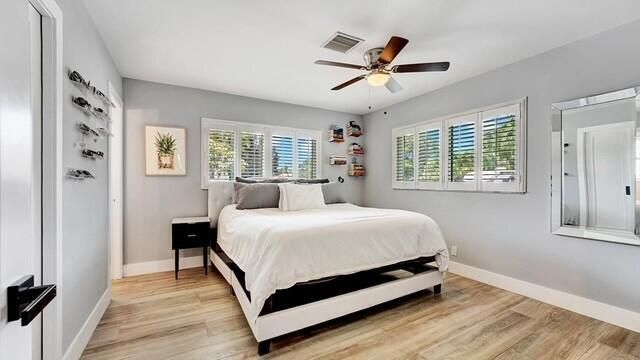 722 SW 28th Avenue, Boynton Beach, FL 33435