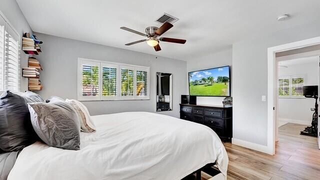 722 SW 28th Avenue, Boynton Beach, FL 33435