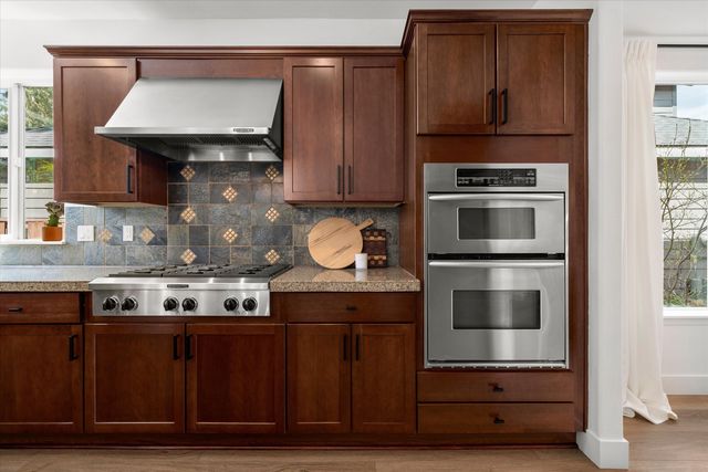 19769 Chicory Avenue, Bend, OR 97702