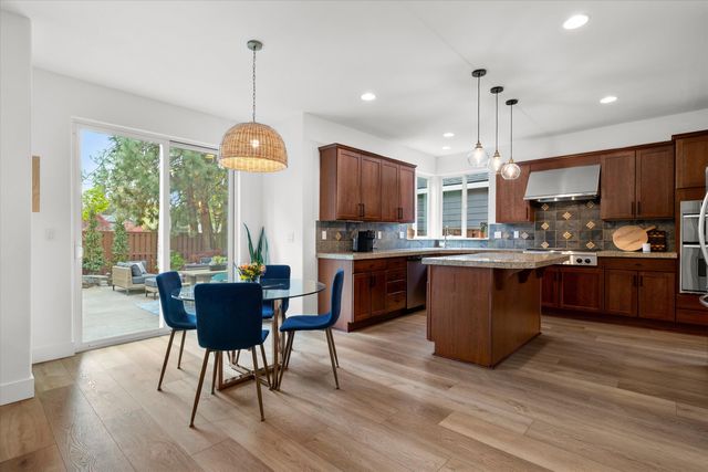 19769 Chicory Avenue, Bend, OR 97702