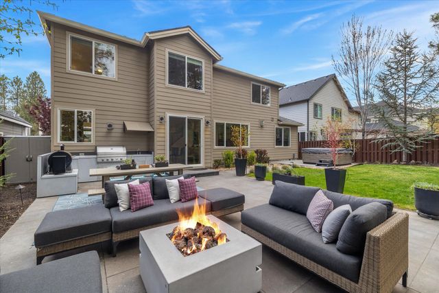 19769 Chicory Avenue, Bend, OR 97702