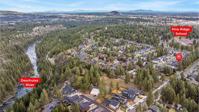 19769 Chicory Avenue, Bend, OR 97702