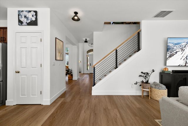 19769 Chicory Avenue, Bend, OR 97702