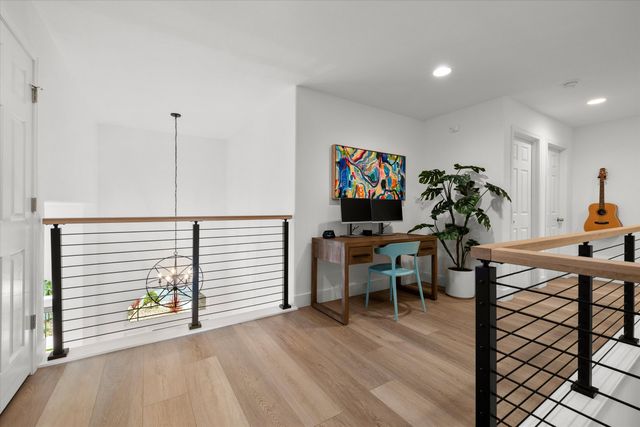 19769 Chicory Avenue, Bend, OR 97702