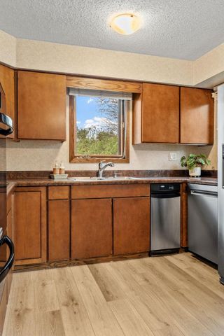 1956 3rd Street E, Saint Paul, MN 55119