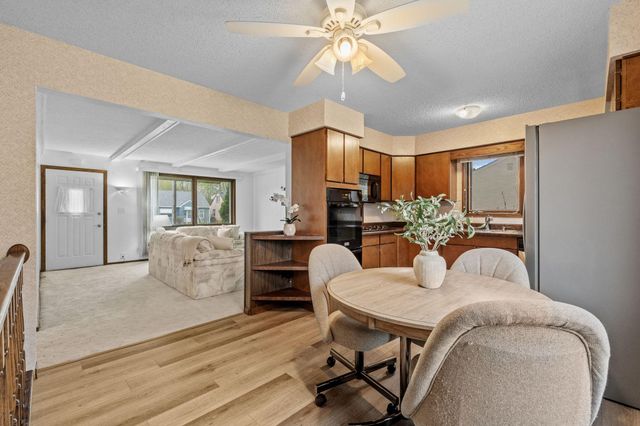 1956 3rd Street E, Saint Paul, MN 55119