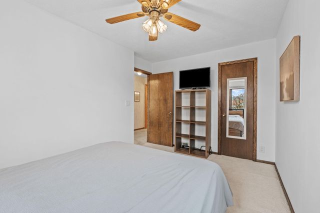 1956 3rd Street E, Saint Paul, MN 55119