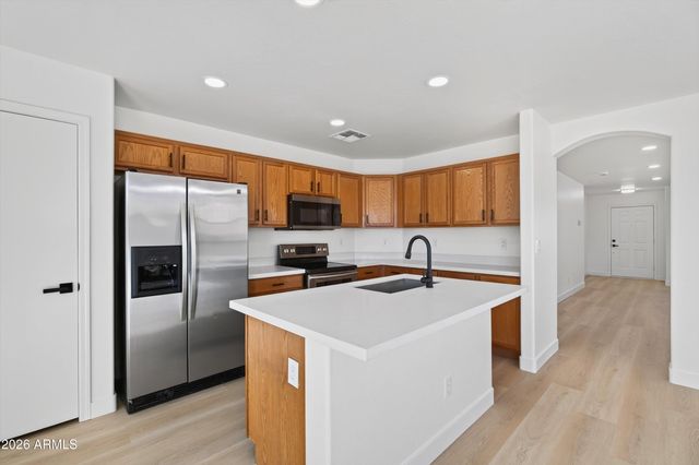 5903 S 31ST Drive, Phoenix, AZ 85041