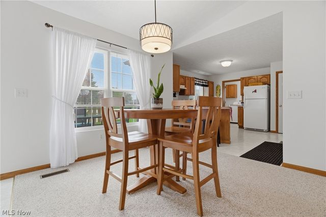 519 Heather Woods Drive, Elyria, OH 44035