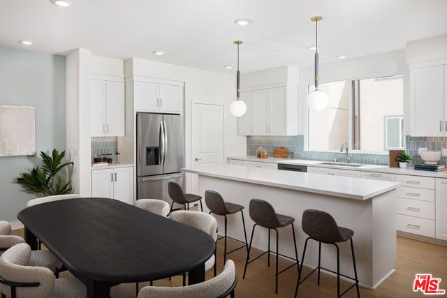 1666 Coral Sea Lane, Los Angeles, CA 90732