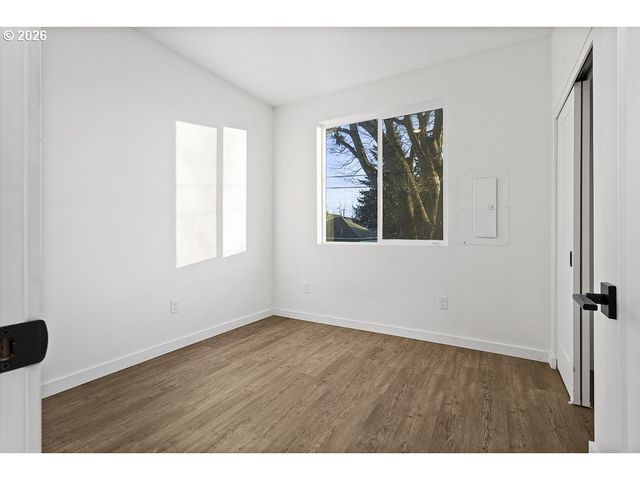 7360 N ATLANTIC Ave 4, Portland, OR 97217